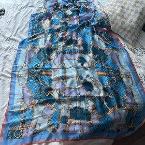 Scala Luxurious Blue and Gold Patterned Throw